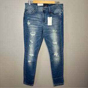 Judy Blue Skinny Fit Mid Rise Distressed Jeans Size 15/32 JB8261MD Stretch